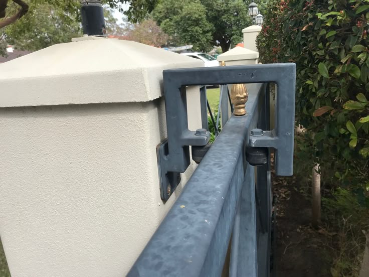 Security Gates & Fencing
